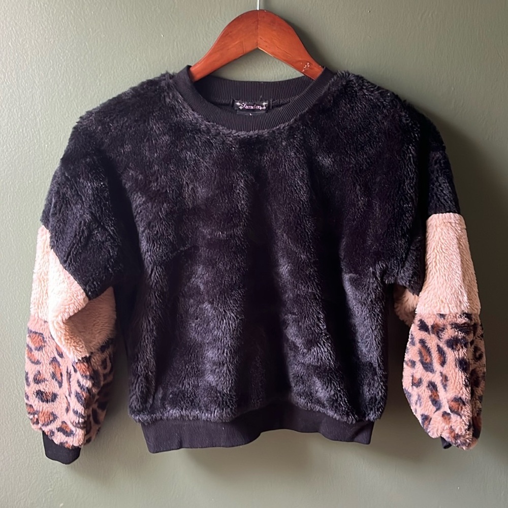 Xtraordinary - L - Faux Fur Polyester Black Tan & Leopard Pull Over Sweater